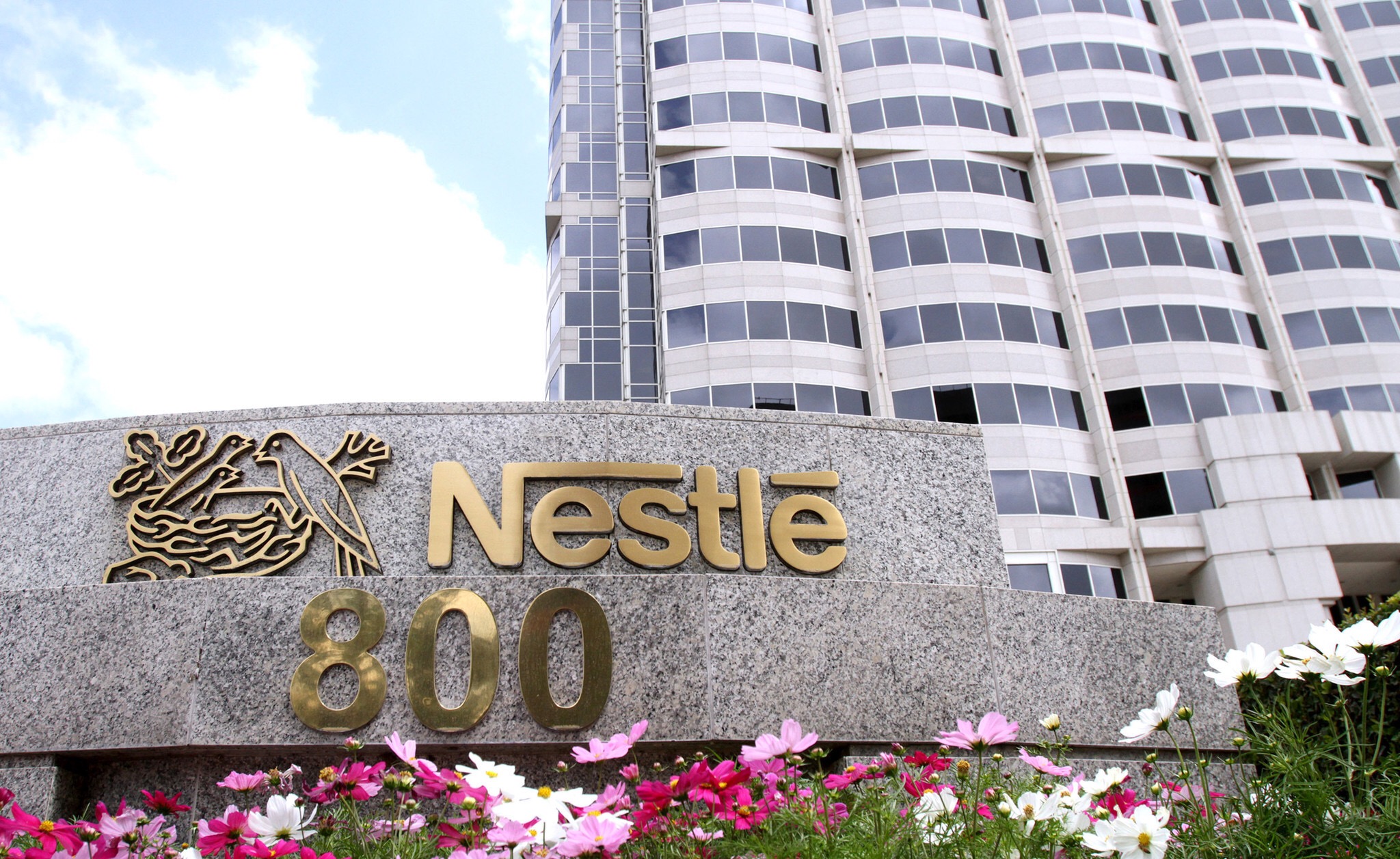  Nestlé corporate office is leaving Glendale corporate relocation Glendale real estate agent Glendale realtor Glendale homes for sale Glendale luxury real estate who is the best real estate agent in Glendale