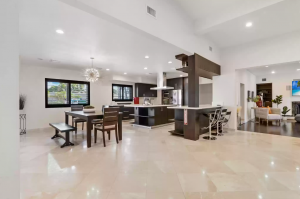 Talk to Paul TTP Cleveland Browns Star David Njoku Lists His Midcentury Miami Home for $3.3M Dining